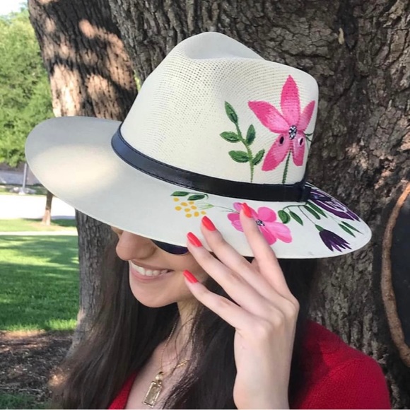 hand painted summer hats - Picture 9 of 10